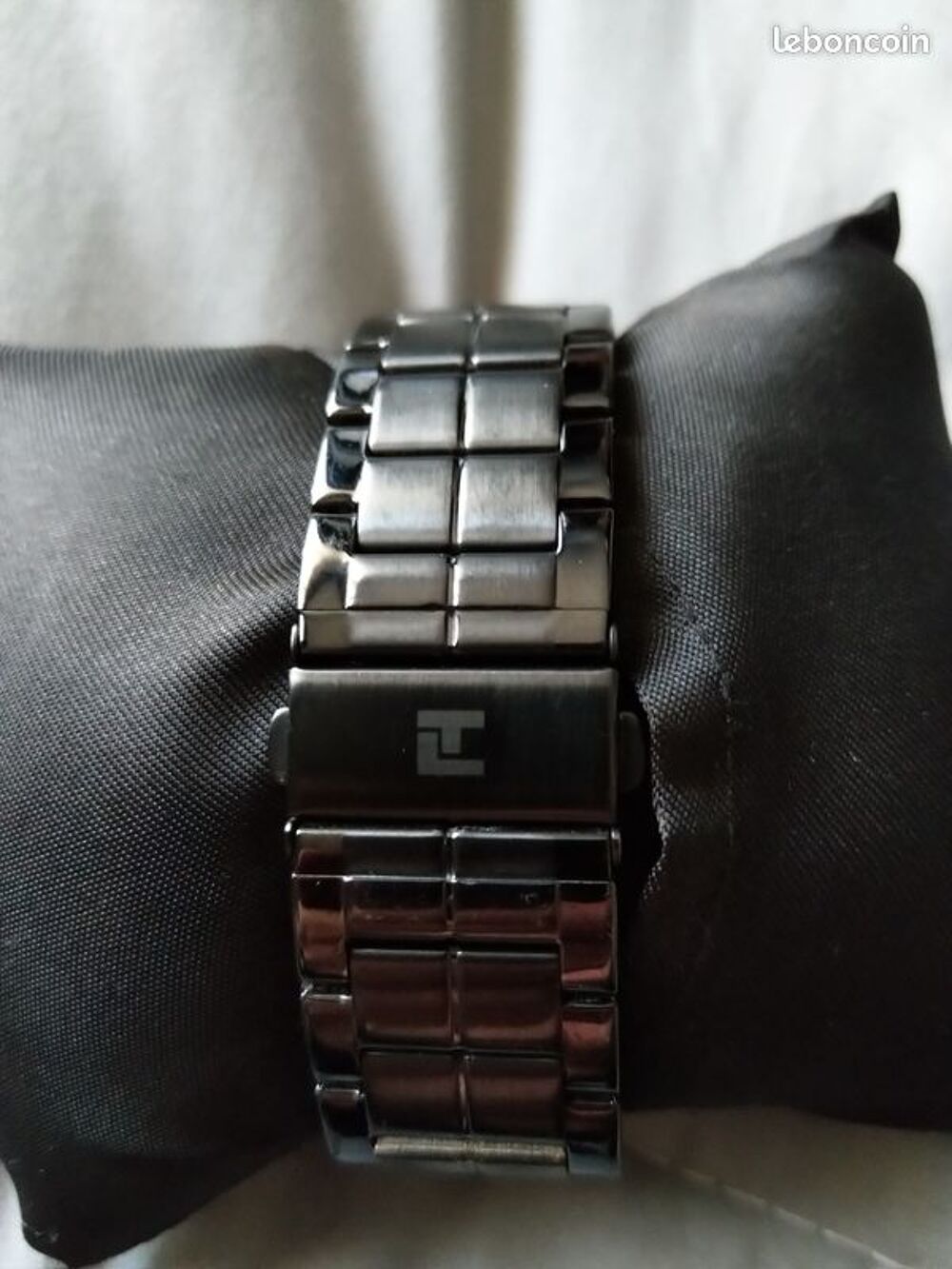 Ted Lapidus Black Bijoux et montres