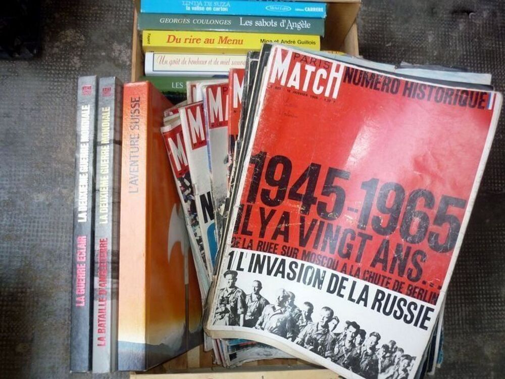 Stock de livres pour le prix d'un. Livres et BD