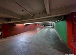  Parking / Garage  vendre 12 m