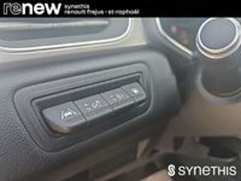 Captur E-Tech Plug-in 160 - 21 Intens 2021 occasion 83600 Fr&eacute;jus