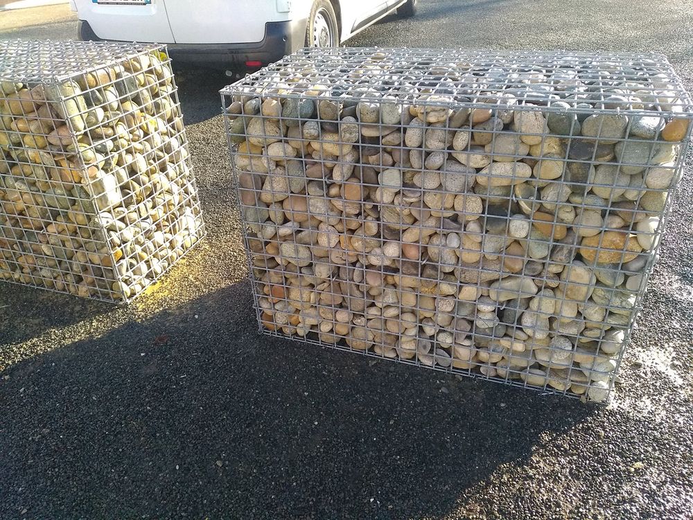 Gabion, cage de pierre pour r&eacute;alisation de mur et cl&ocirc;ture Bricolage