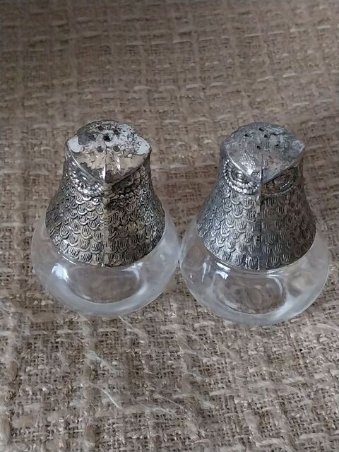 Paire de salires poivre hibou en verre et mtal argent 30 Montigny-sur-Avre (28)