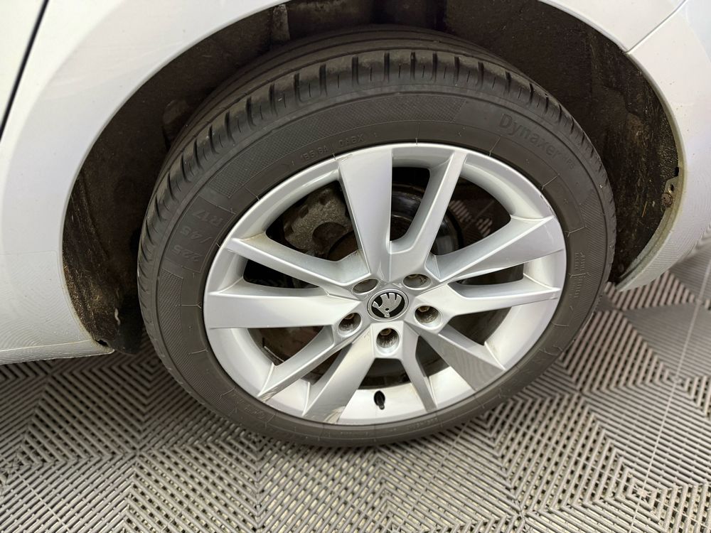 Octavia Combi 2.0 TDI 150 ch SCR DSG7 CLEVER (7 CV) 2019 occasion 69120 Vaulx-en-Velin