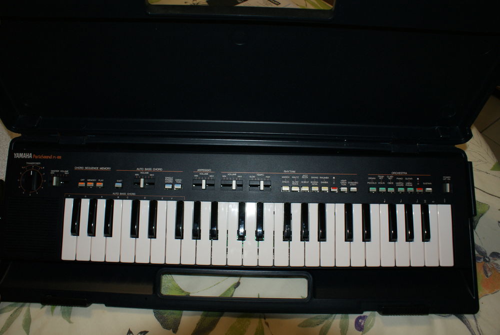 CLAVIER ELECTRONIQUE Instruments de musique