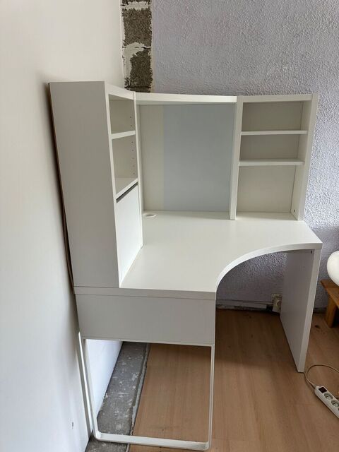 ?? Bureau d'angle IKEA blanc Le Haillan (33)