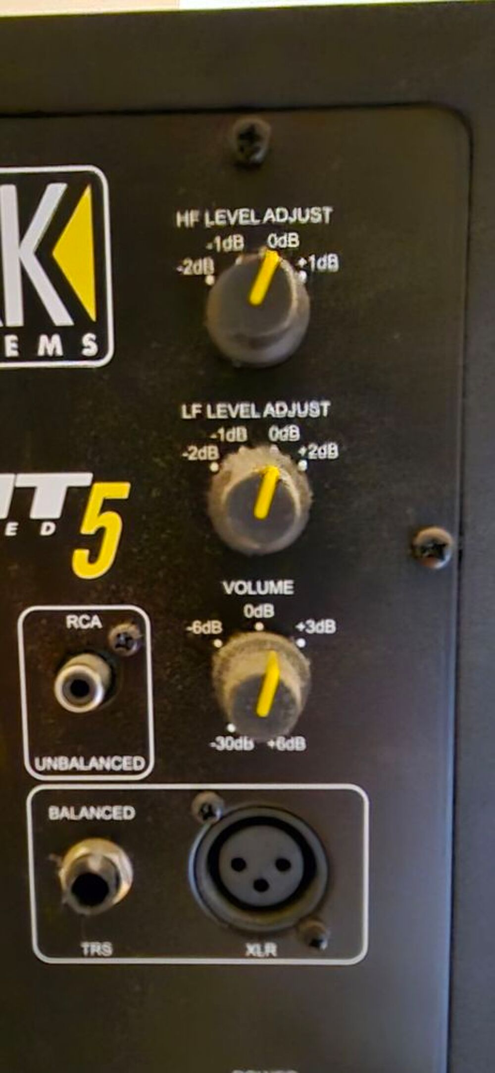 Enceintes de monitoring studio + Pieds d'enceintes r&eacute;glables Audio et hifi