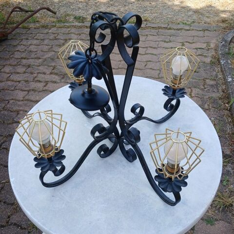 lustre fer forg� 15 Vendeuvre-du-Poitou (86)