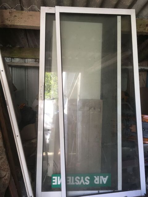 Porte fentre 100 Grandchamps-des-Fontaines (44)