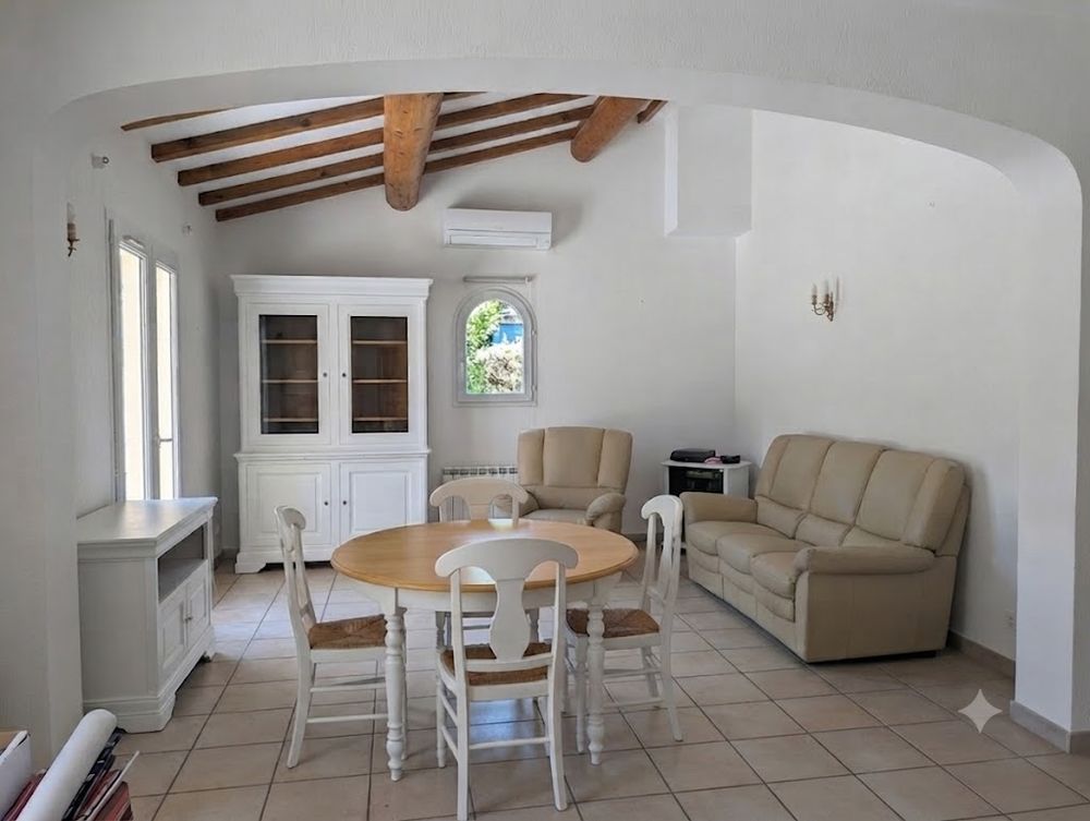 Vente Villa Maison / Villa 140 m2 - 4 chambres - jardin 790 m2 Jonquerettes