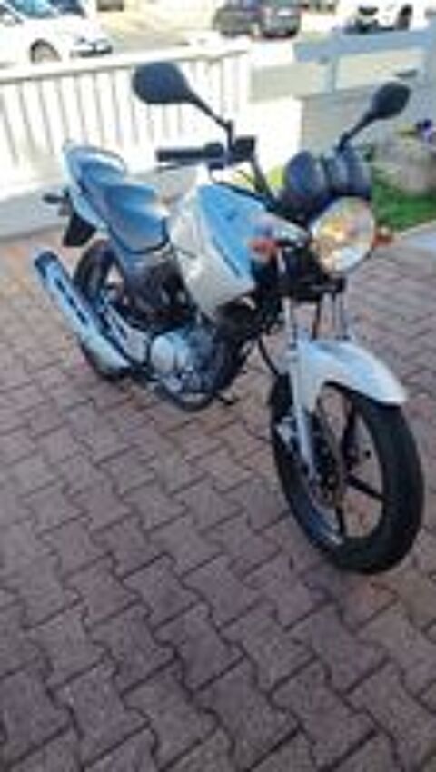 YAMAHA 2011 occasion 23000 Gu&eacute;ret