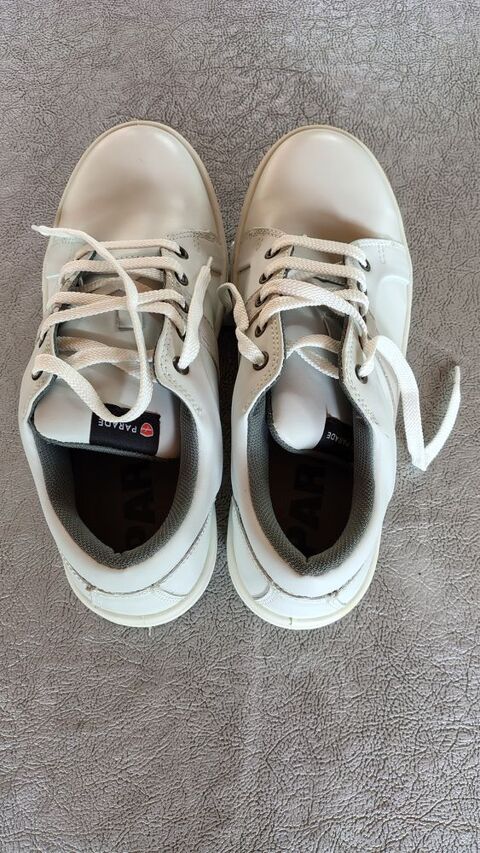 Chaussures de restauration/hôtellerie T 43 neuves 25 Nantes (44)