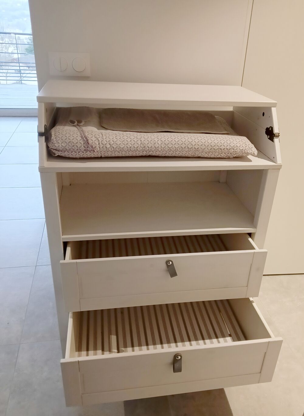 Table &agrave; langer ikea &eacute;volutive Mobilier enfants