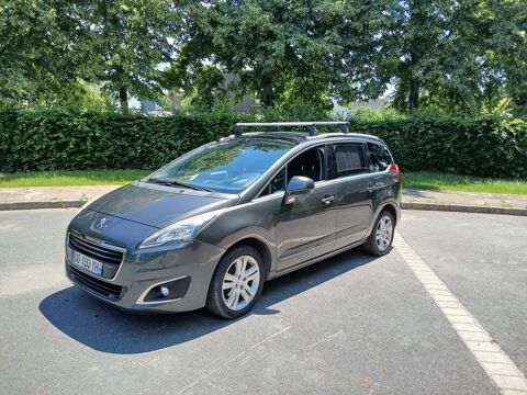 Peugeot 5008 1.6 HDi 115ch FAP BVM6 Allure 5pl