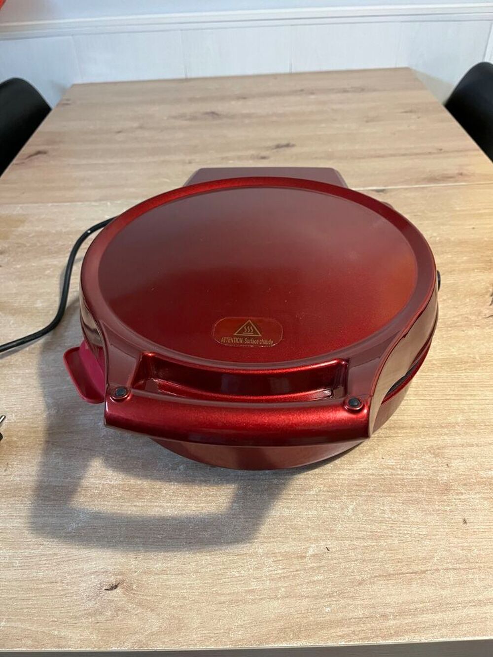 appareil sp&eacute;cialis&eacute; pr&eacute;paration tarte pizza express plus moules silicones rouge Electroménager