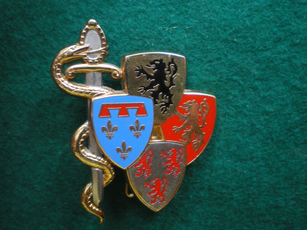 Insigne de Sant&eacute; - Chefferie du Service de Sant&eacute; Lille. 
