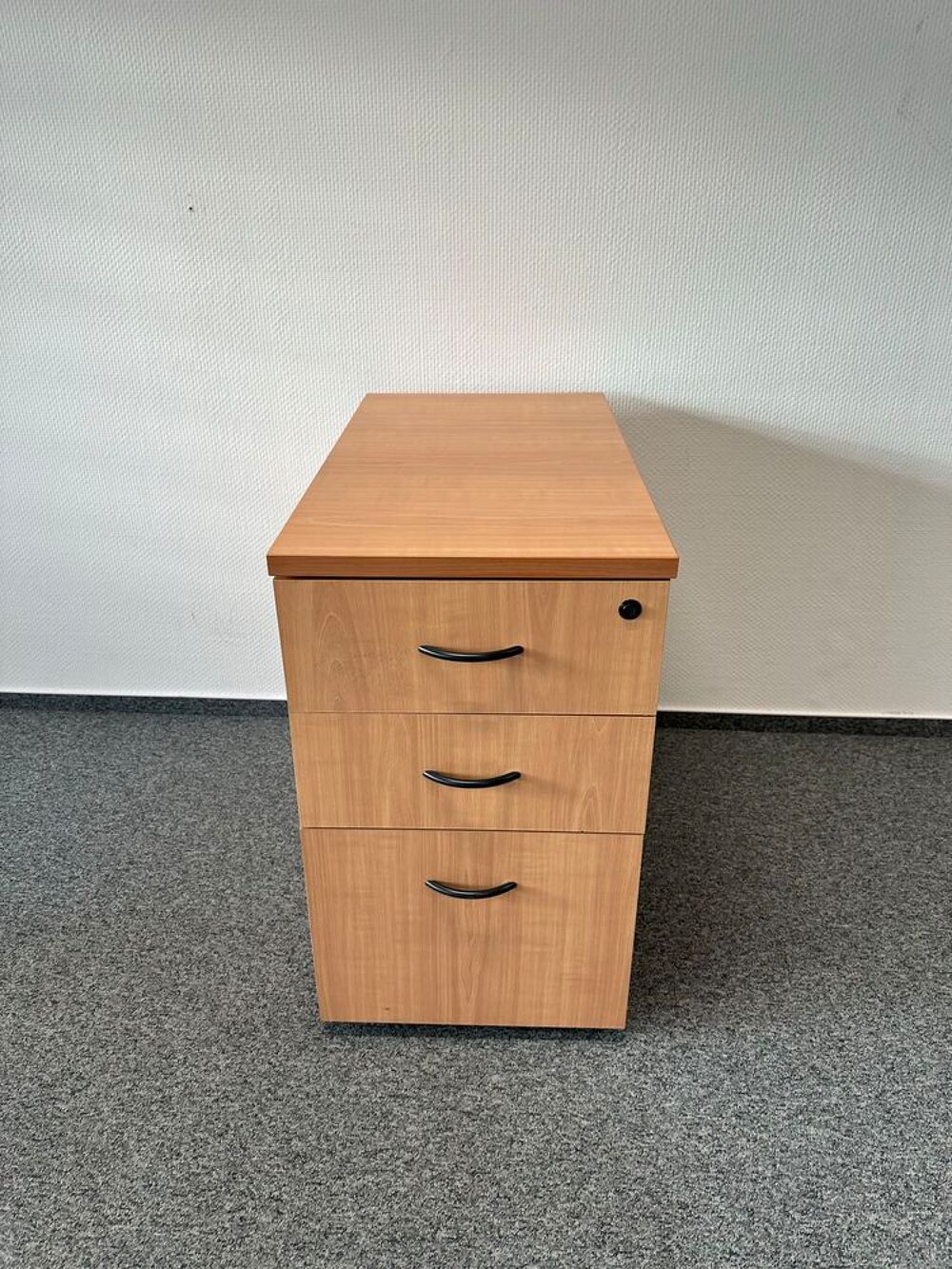 Joli caisson de qualit&eacute; Meubles