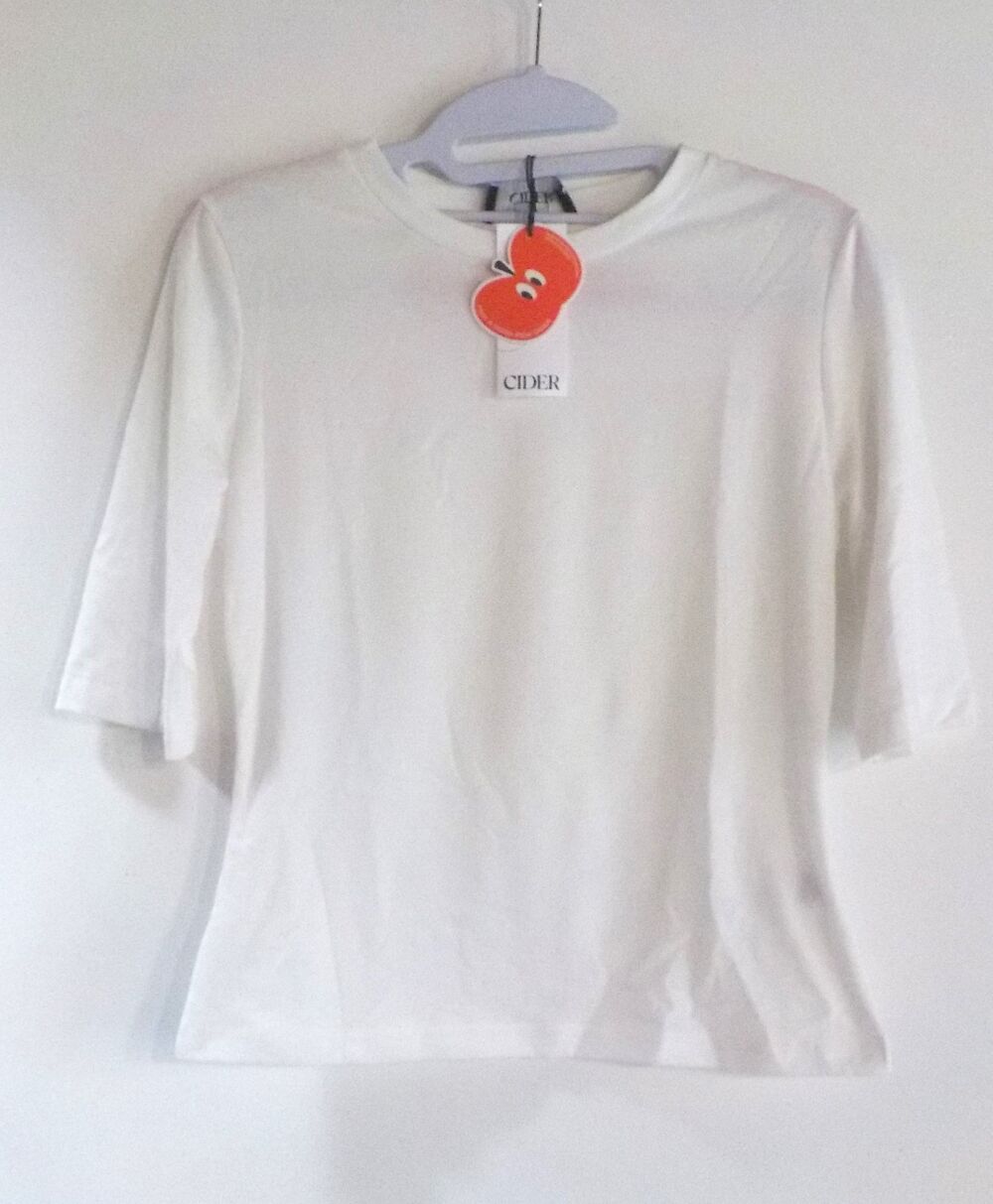 TEE-SHIRT BLANC CIDER NEUF AVEC ETIQUETTE TAILLE M Vêtements