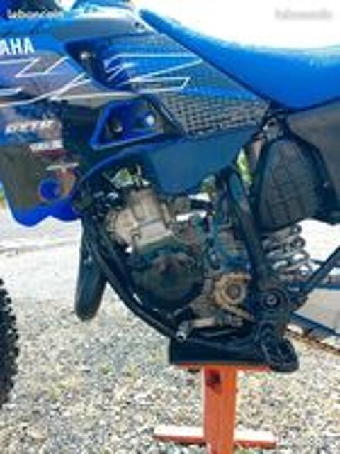 YAMAHA 2003 occasion 12100 Millau