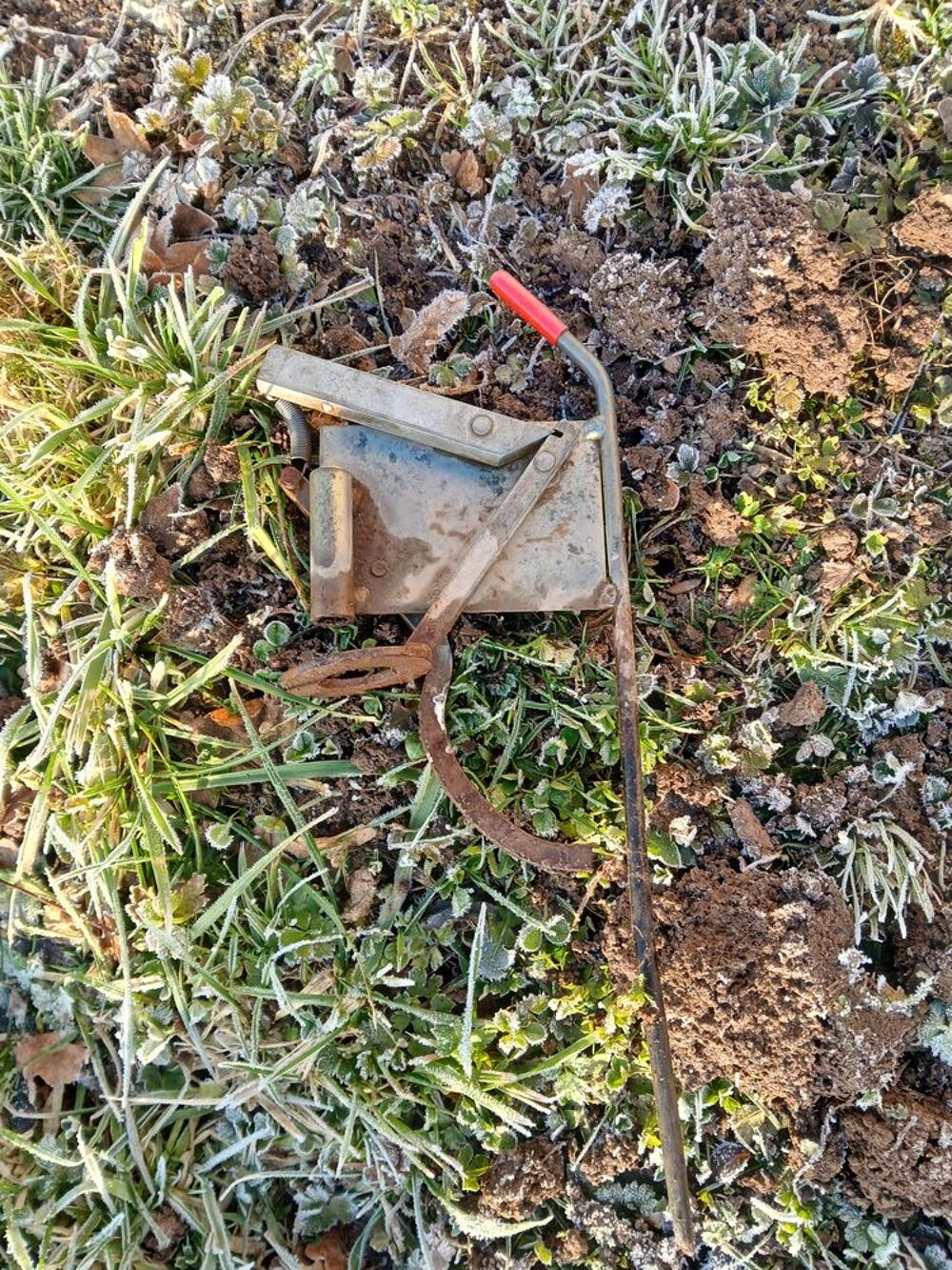 RECHERCHE PIEGE A TAUPE TAUPEGUN Jardin