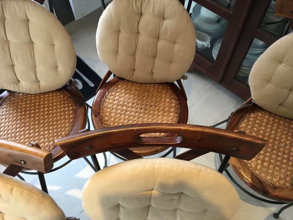 CHAISES LUBERON Meubles