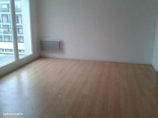  Appartement à louer 2 pièces 42 m²