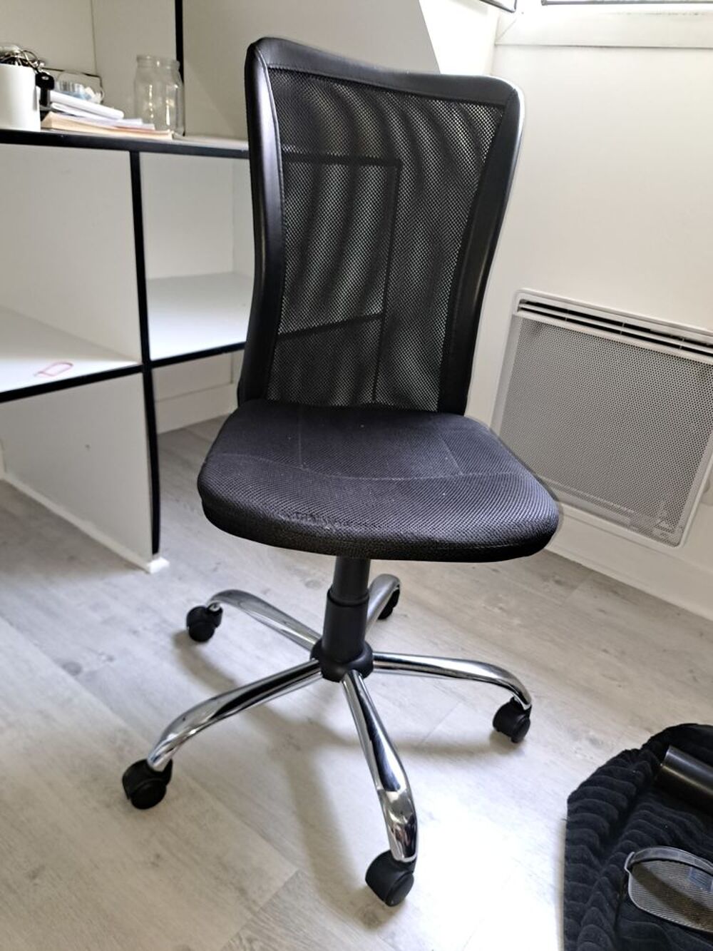 Bureau et Chaises de bureau &agrave; roulettes Meubles