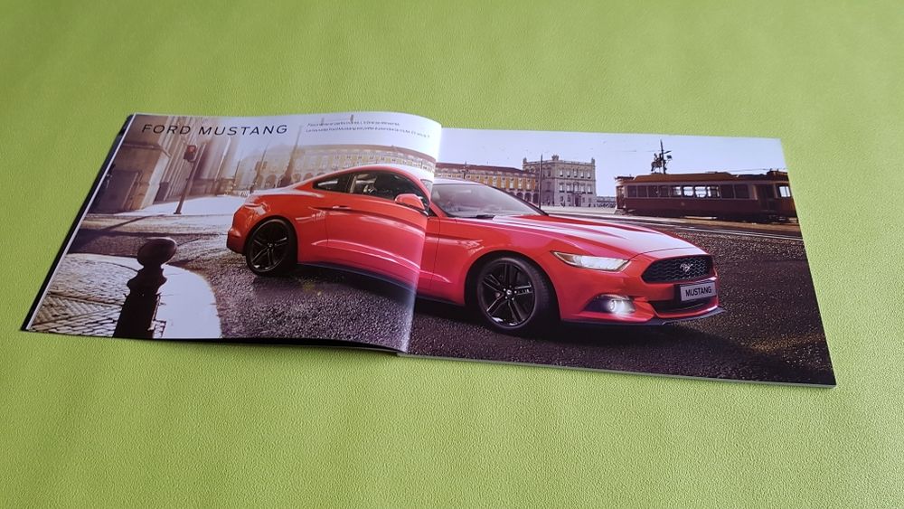 FORD MUSTANG 
