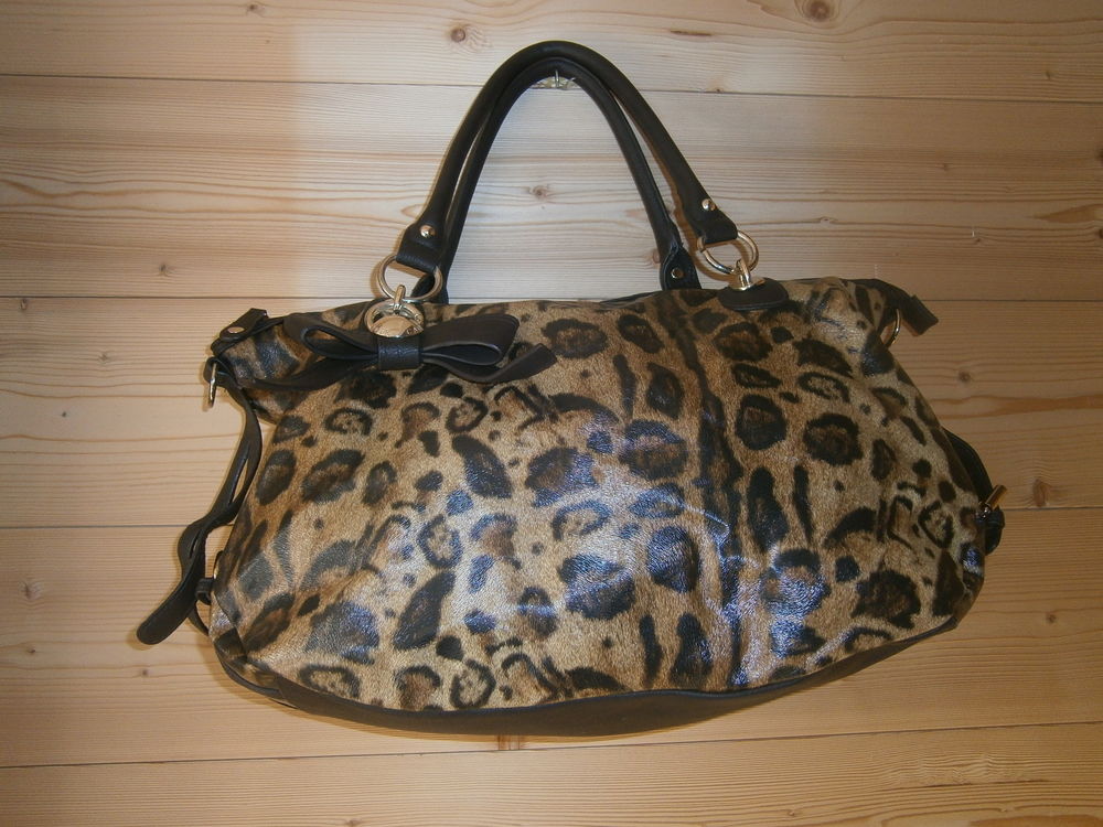Sac &agrave; main neuf "caf&eacute; noir" Maroquinerie