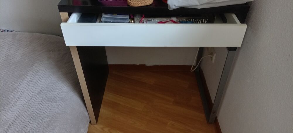 Petit bureau Meubles