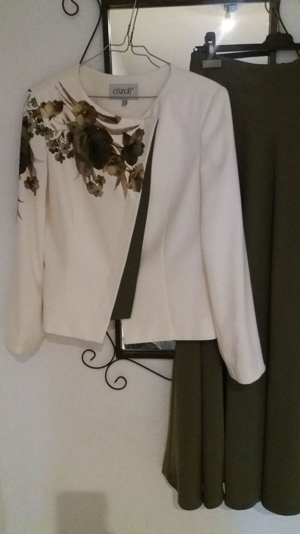 Veste et jupe Vêtements