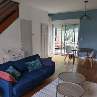 Location Maison Maison meublée de caractère - jardin sud - véranda - garage Angoulême