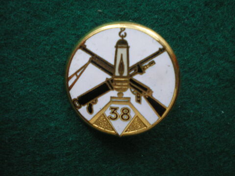 Insigne d'infanterie - 38° Régiment d'Infanterie. 12 Caen (14)