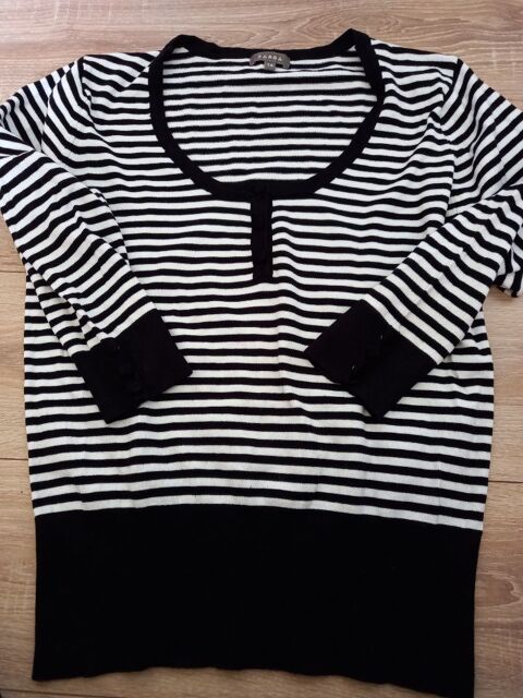 Pull rayé gris et noir marque Zamba taille 4 8 Villiers (86)