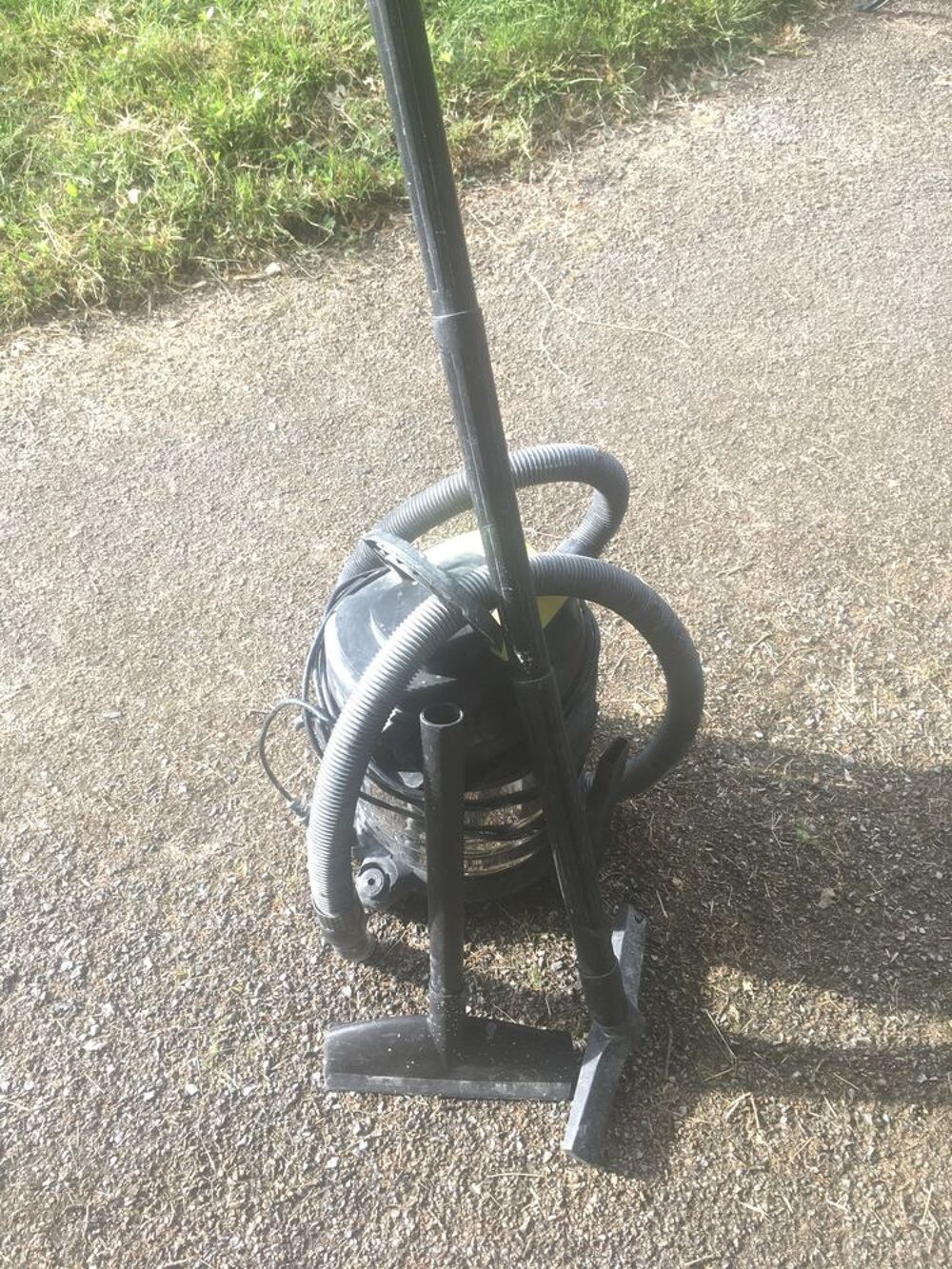 Aspirateur bidon Mac Allister / Parkside Bricolage