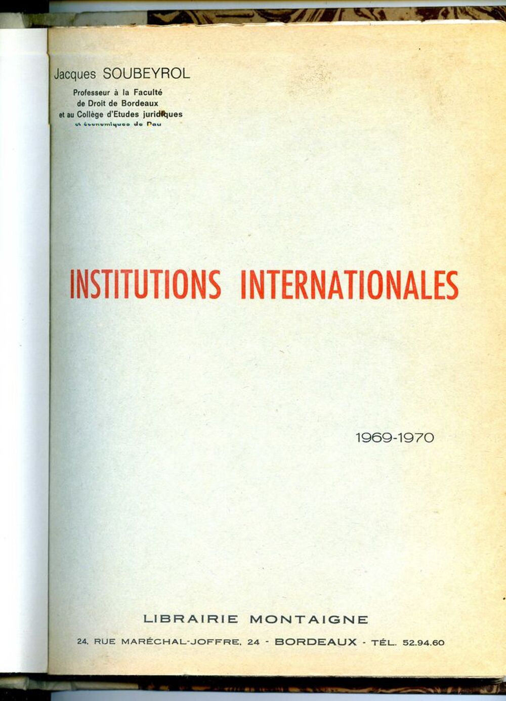 Institutions internationales Livres et BD