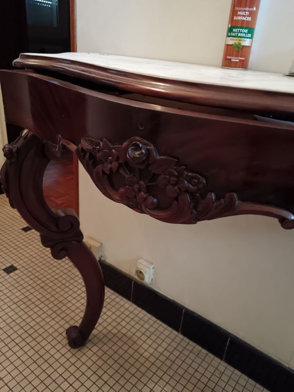 Console demie lune ancienne
Prix n&eacute;gociable Meubles