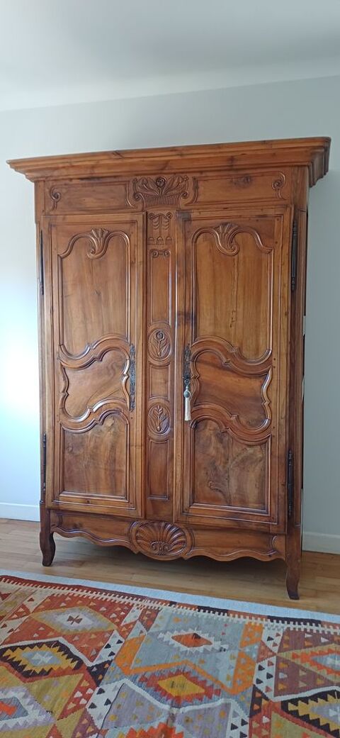 Ancien meuble salon bois massif sculpt� 450 Chamb�ry (73)