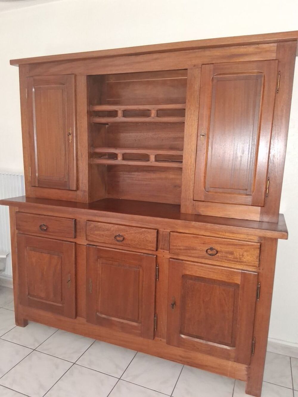 Vaisselier avec partie haute amovible (buffet possible) Meubles
