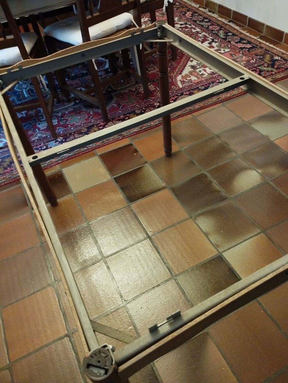 table de cuisine . Meubles