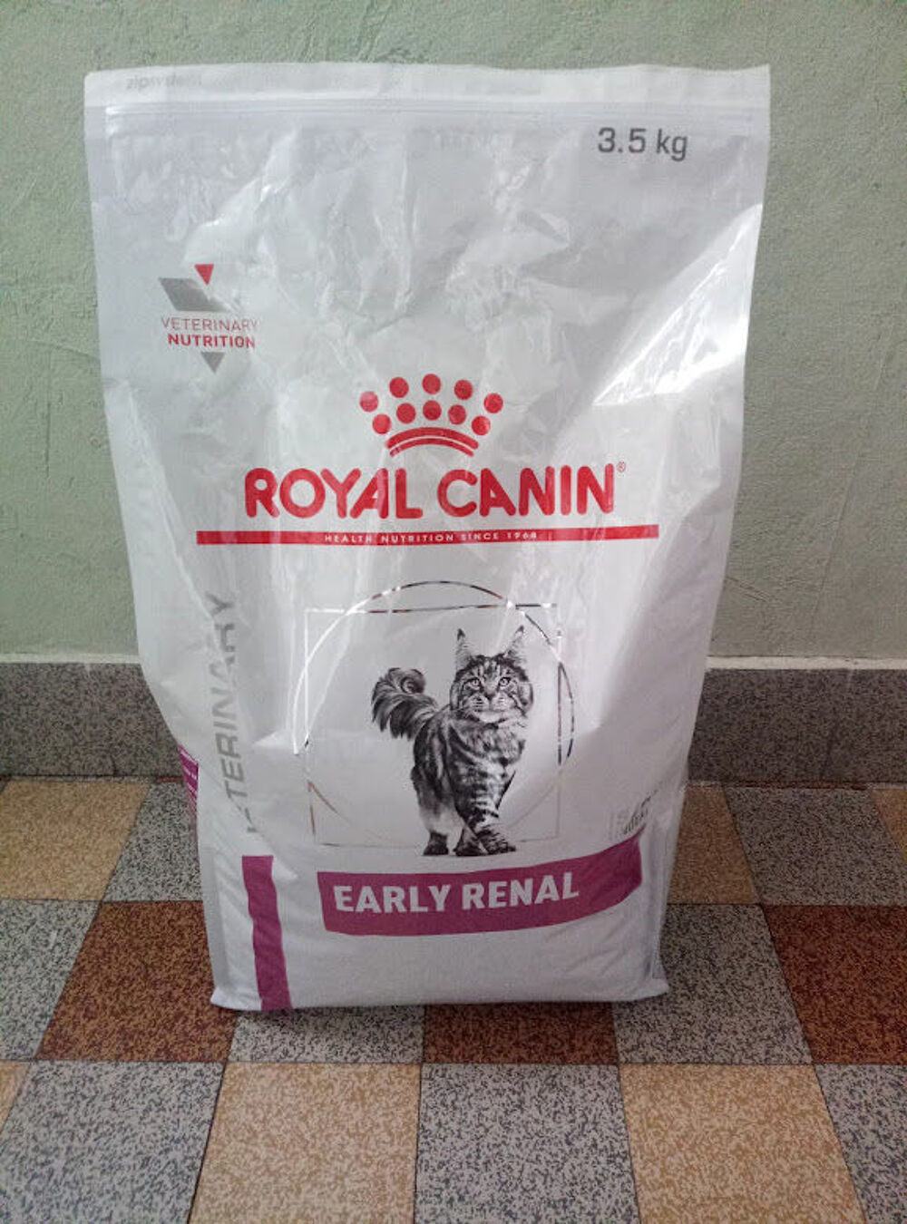   LOT CROQUETTES + SACHETS  EARLY RENAL 