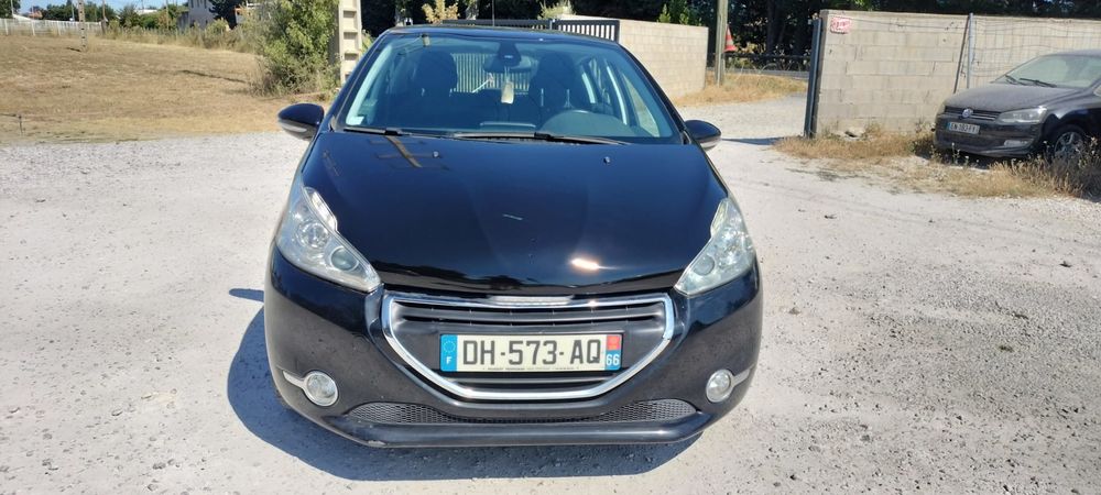 208 1.6 e-HDi 92ch FAP BVM5 BLUE LION Business 2014 occasion 66000 Perpignan