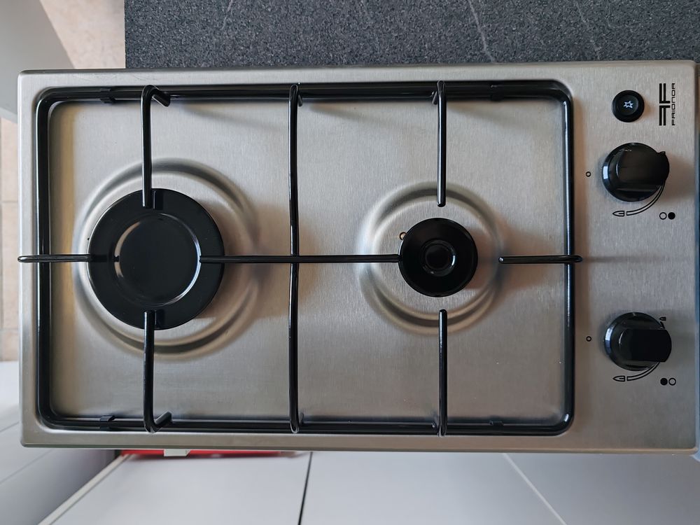 Table de cuisson 2 FEUX GAZ SOUS GARANTIE Frionor dginfri Electroménager