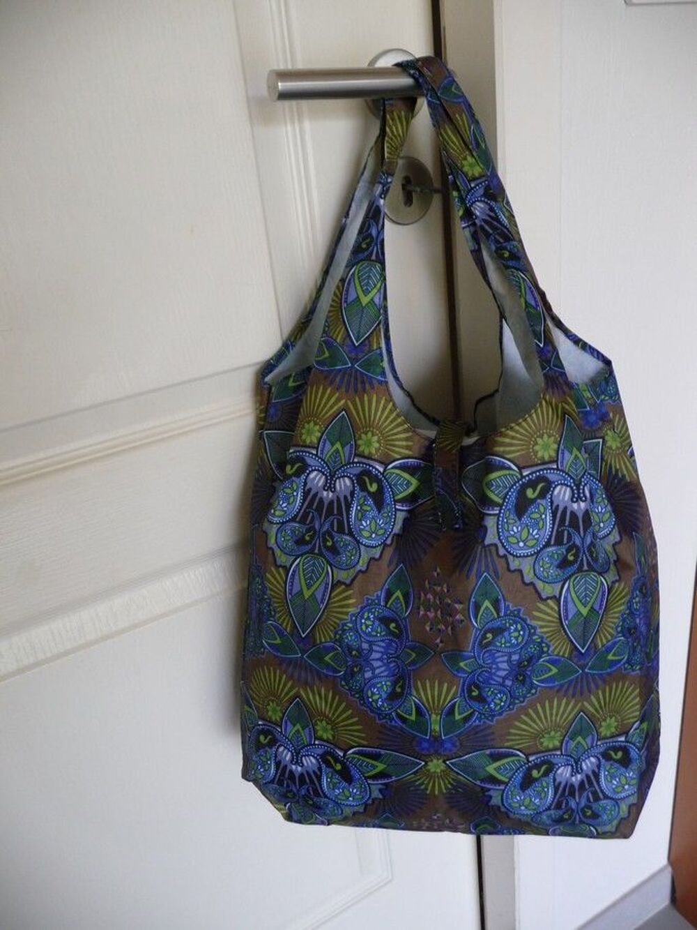 Sac pliable et son sac de rangement motifs multicolores - Ne Maroquinerie