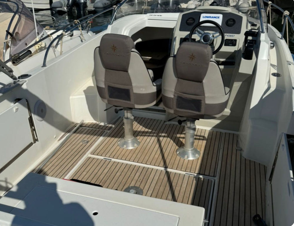 Vedette - Yacht - Offshore 2016 occasion 83000 Toulon