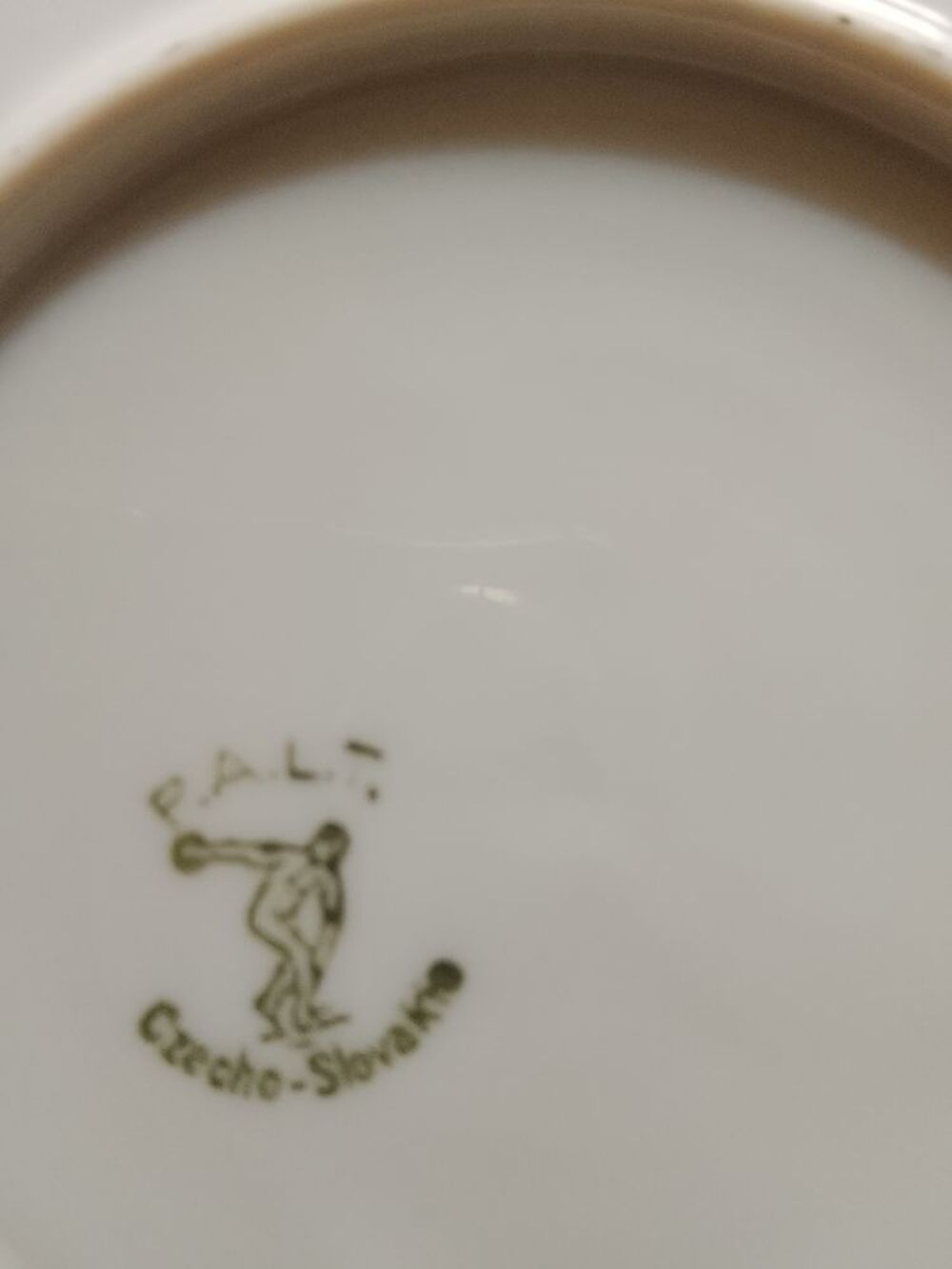 Service &agrave; caf&eacute; porcelaine fine Décoration