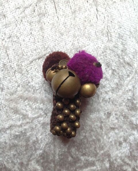 BAGUE GRELOTS POMPONS PIÈCE SUR ANNEAU TISSÉ Envoi Possible
5 Trégunc (29)