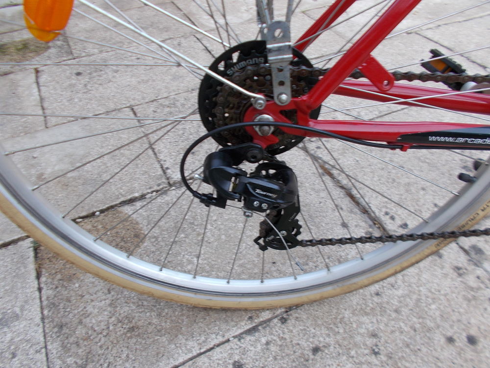 velo de ville ARCADE COFEE 2021 roue 700-28 6 v Vélos