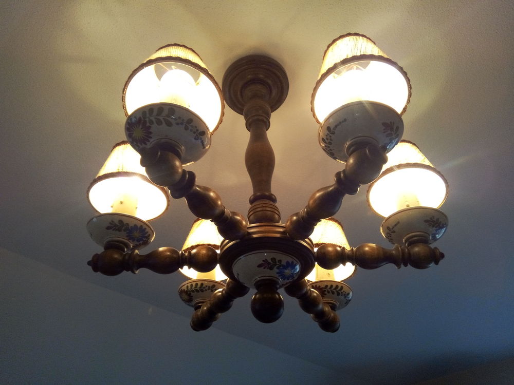 lustre en bois six branches Décoration