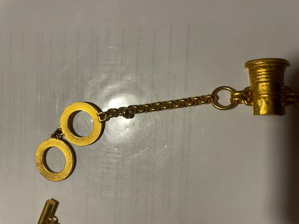 Collier souple dor&eacute; motifs cisel&eacute;s emmaill&eacute;s ANTIGONA Bijoux et montres