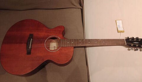 Guitare lectro acoustique gaucher Cort 200 Le Controis-en-Sologne (41)
